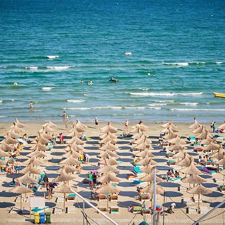 Blacksearama Apartment- Spa, Pools And Parking Mamaia Esterno foto