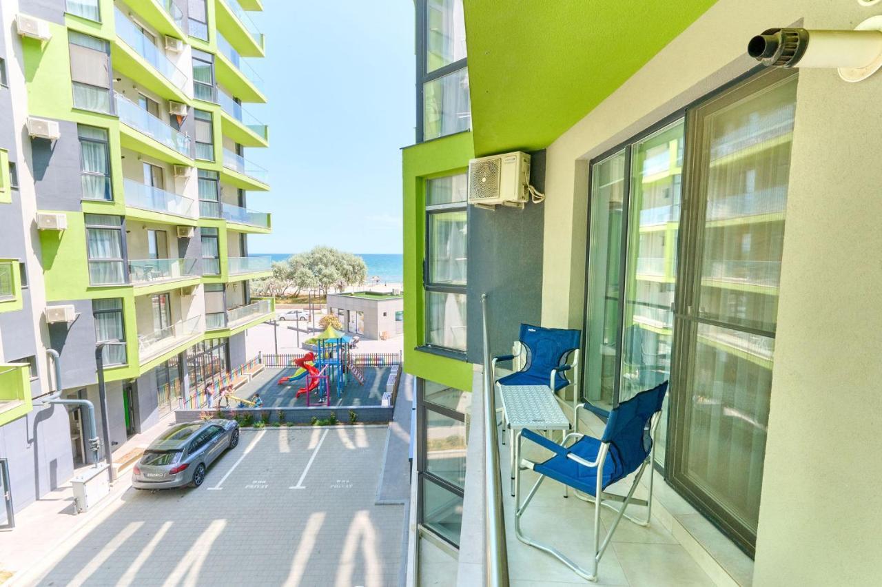 Blacksearama Apartment- Spa, Pools And Parking Mamaia Esterno foto