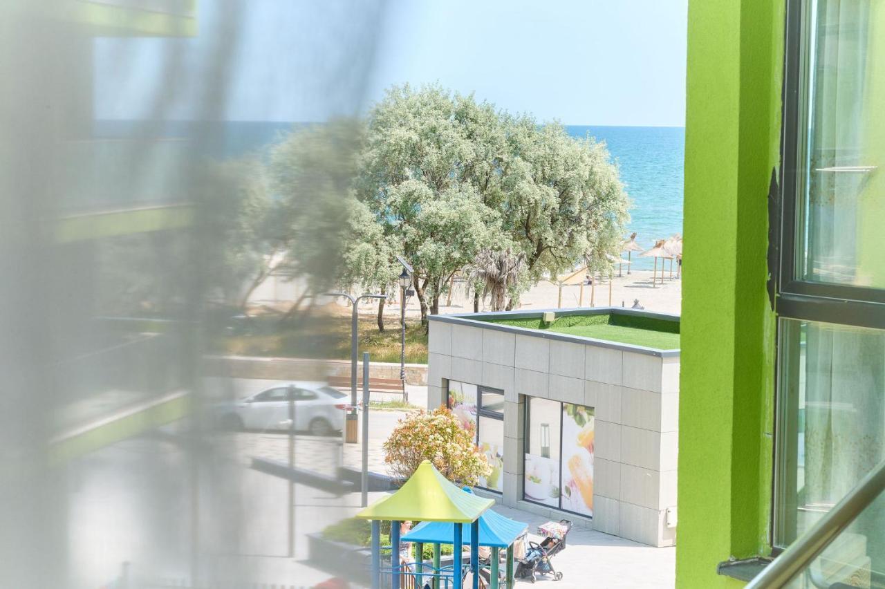 Blacksearama Apartment- Spa, Pools And Parking Mamaia Esterno foto