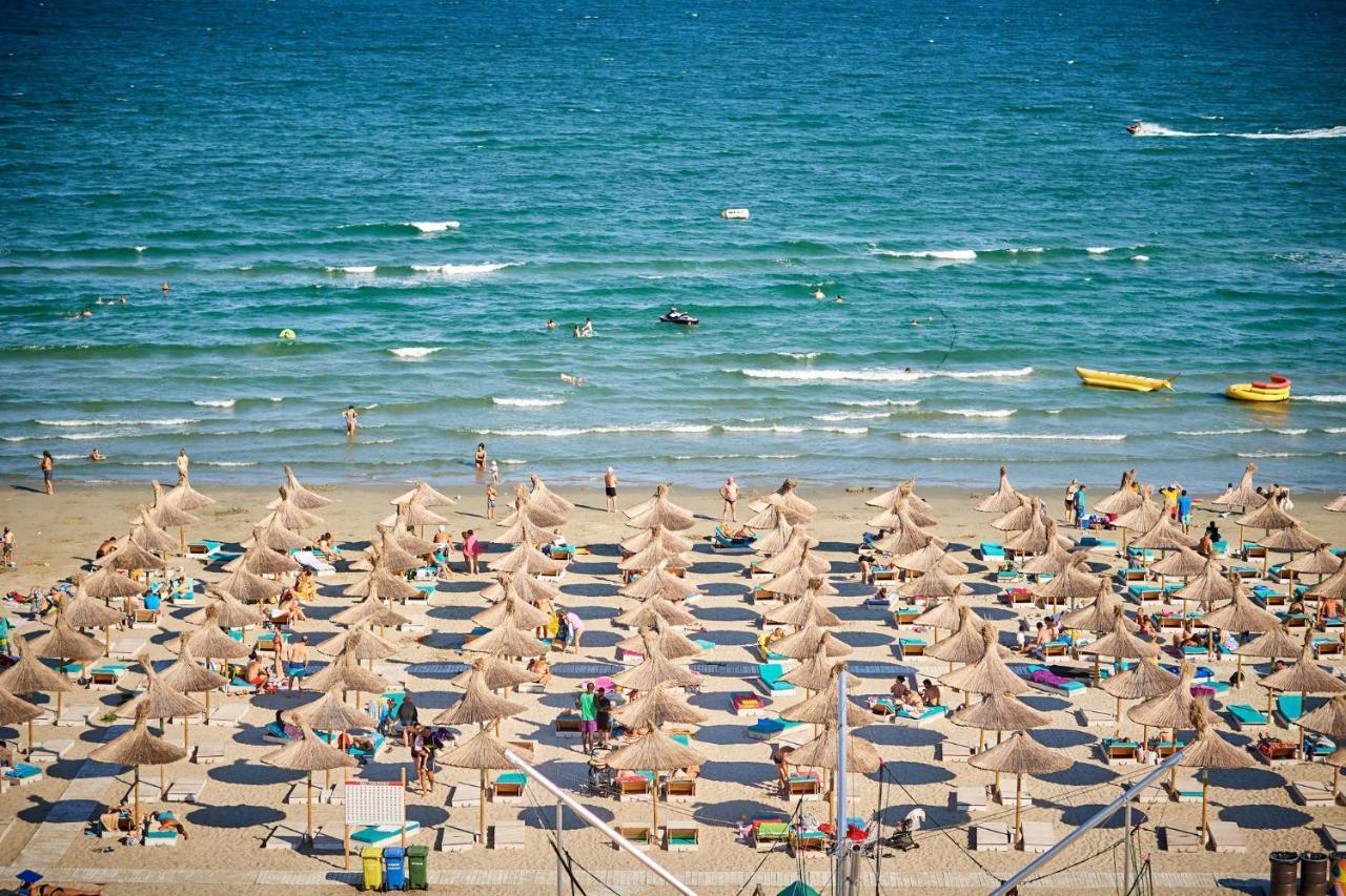 Blacksearama Apartment- Spa, Pools And Parking Mamaia Esterno foto