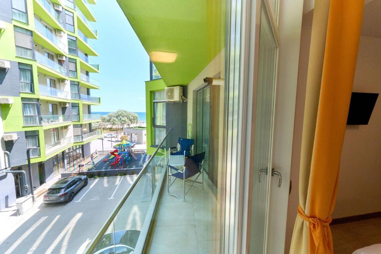 Blacksearama Apartment- Spa, Pools And Parking Mamaia Esterno foto